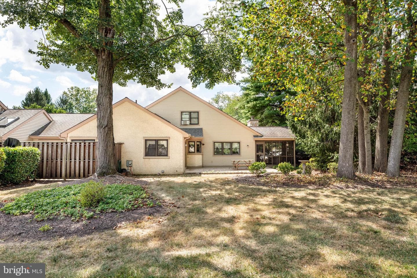 629 Glenwood Lane photo 41