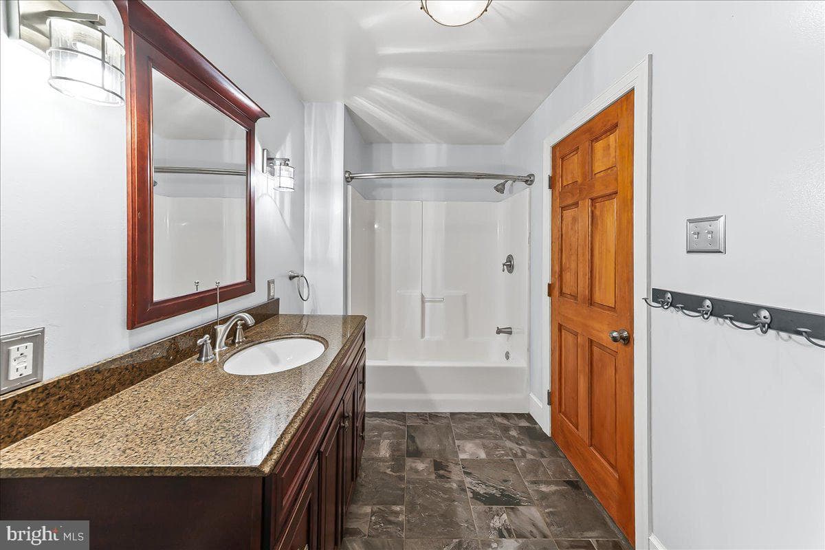 756 Ewing Road photo 60