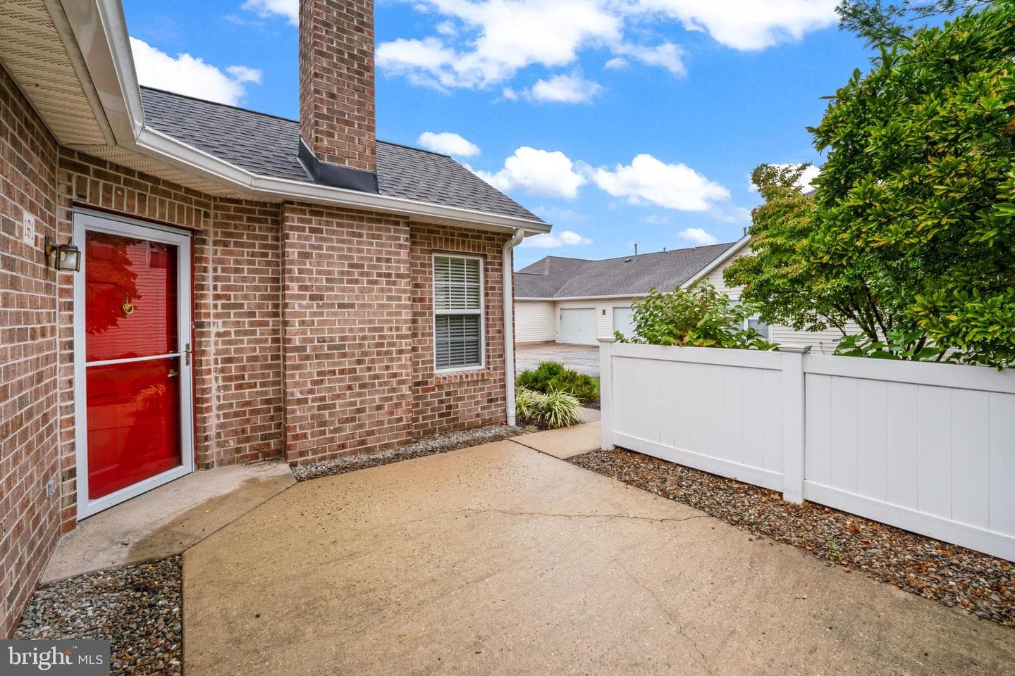 161 Village Way #8c photo 3