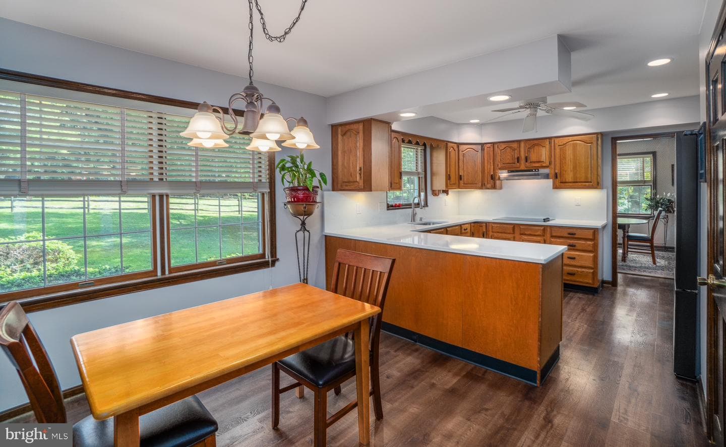 1324 Fairview Road photo 14