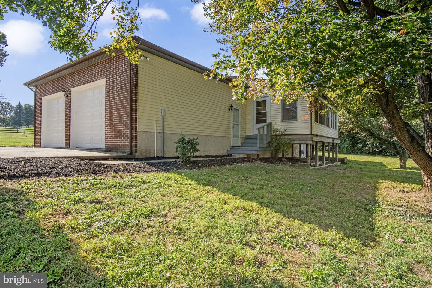 21 Keller Road photo 4