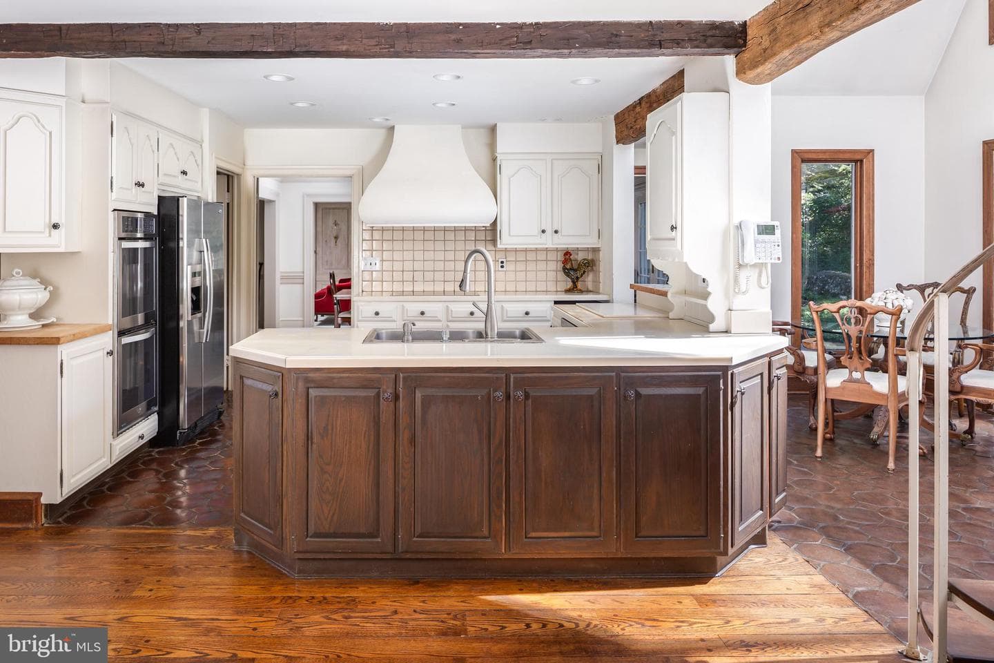 8 Foxchase Road photo 14
