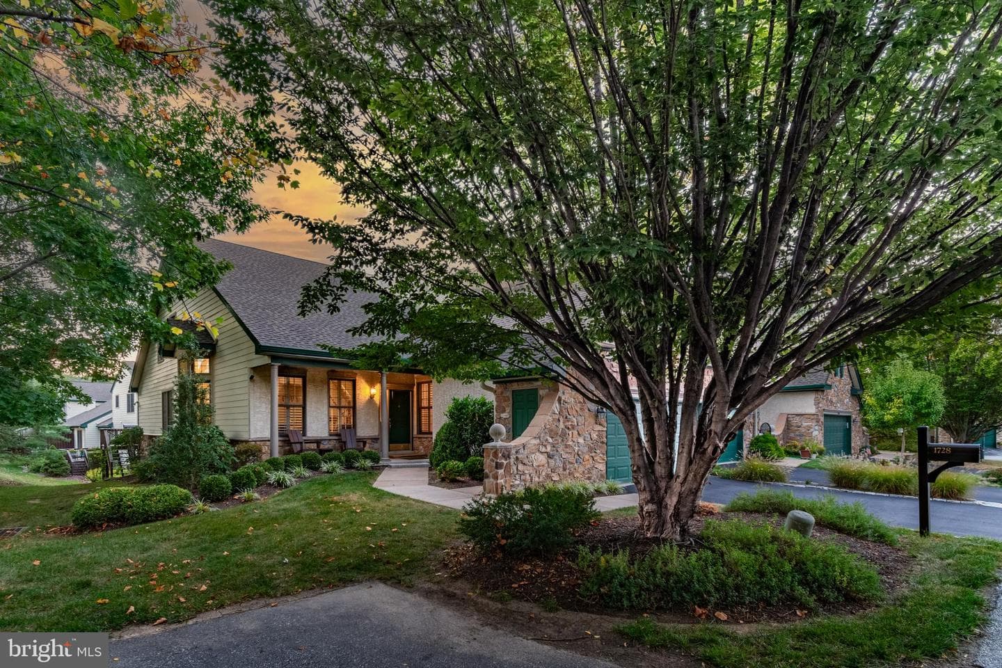 1728 Yardley Drive photo 9