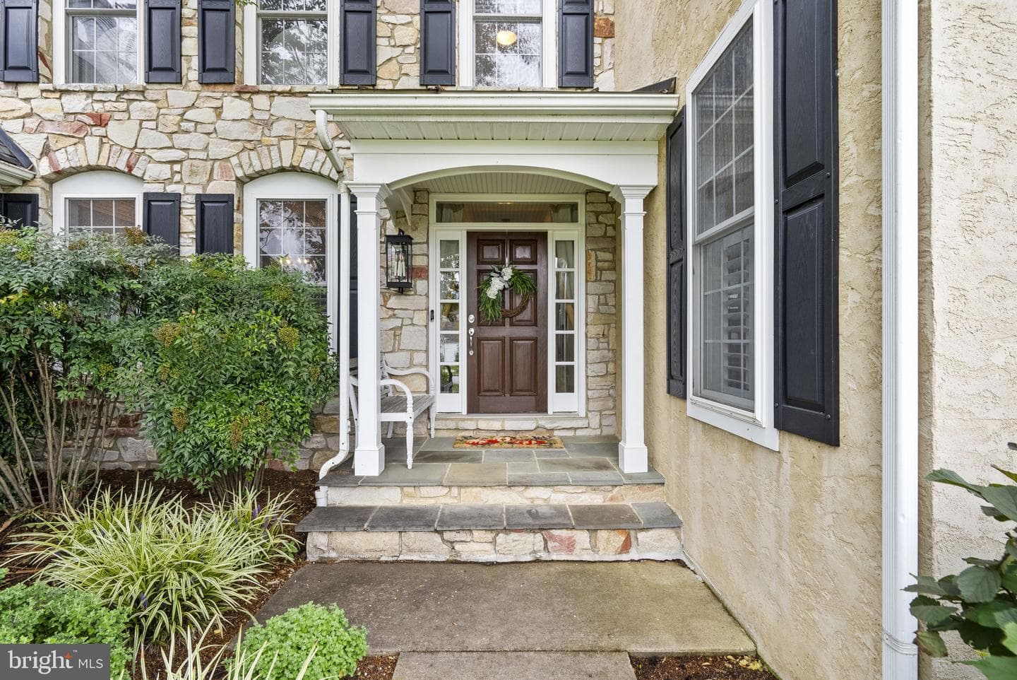 704 Shagbark Drive photo 2