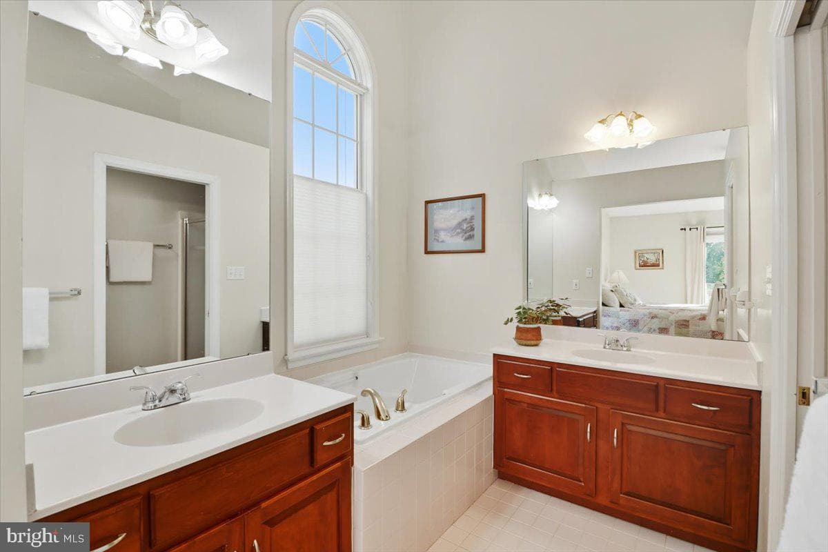 219 S Pine Street photo 11