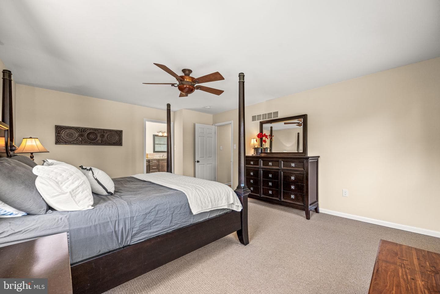 1021 Beaumont Road photo 17