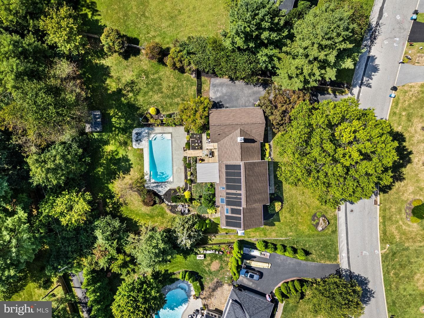 1021 Beaumont Road photo 30