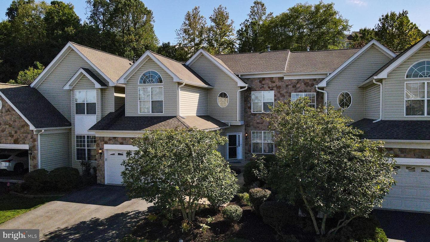 252 Silverbell Court photo 41