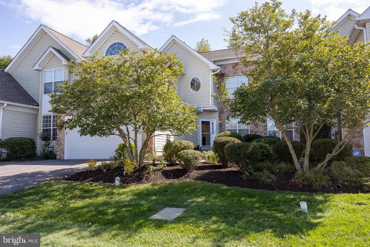 252 Silverbell Court photo 5