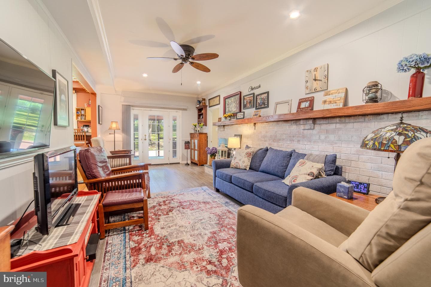 1527 Anne Drive photo 13