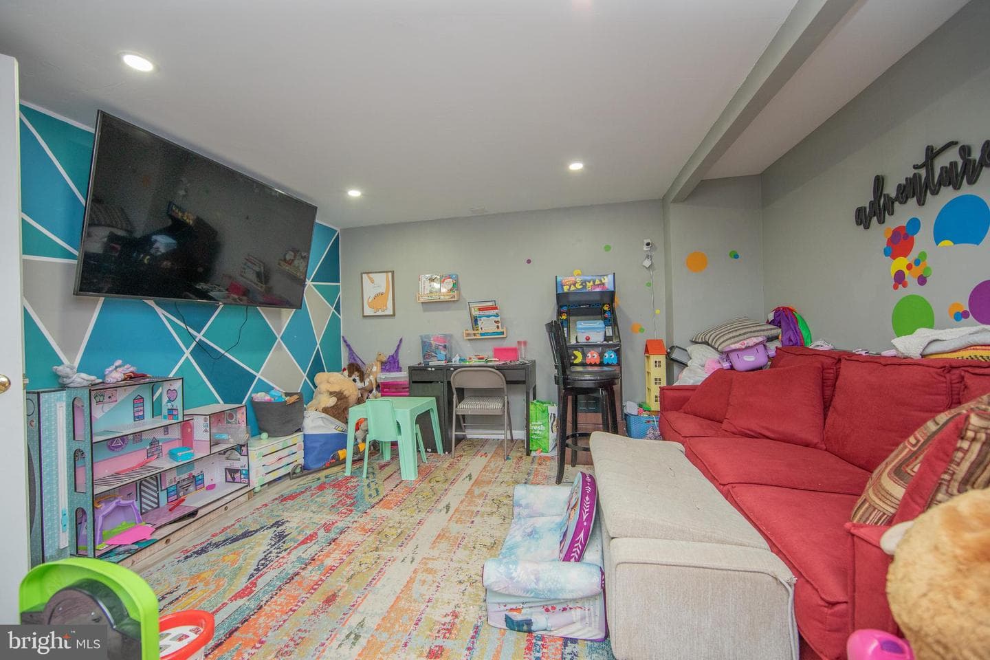 1375 Angela Drive photo 28