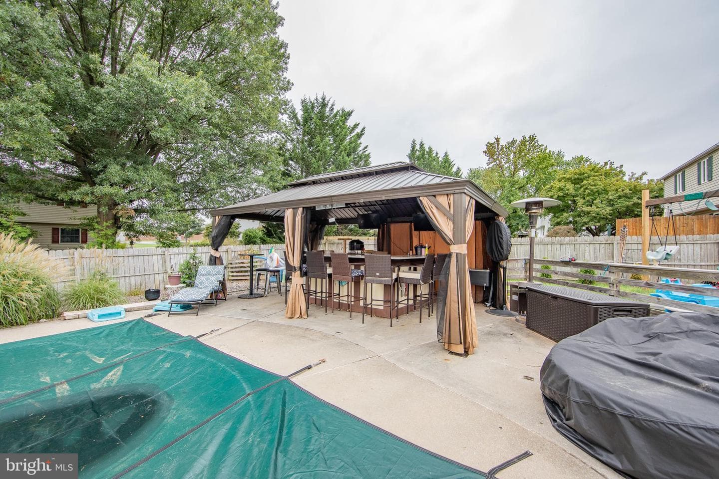 1375 Angela Drive photo 40