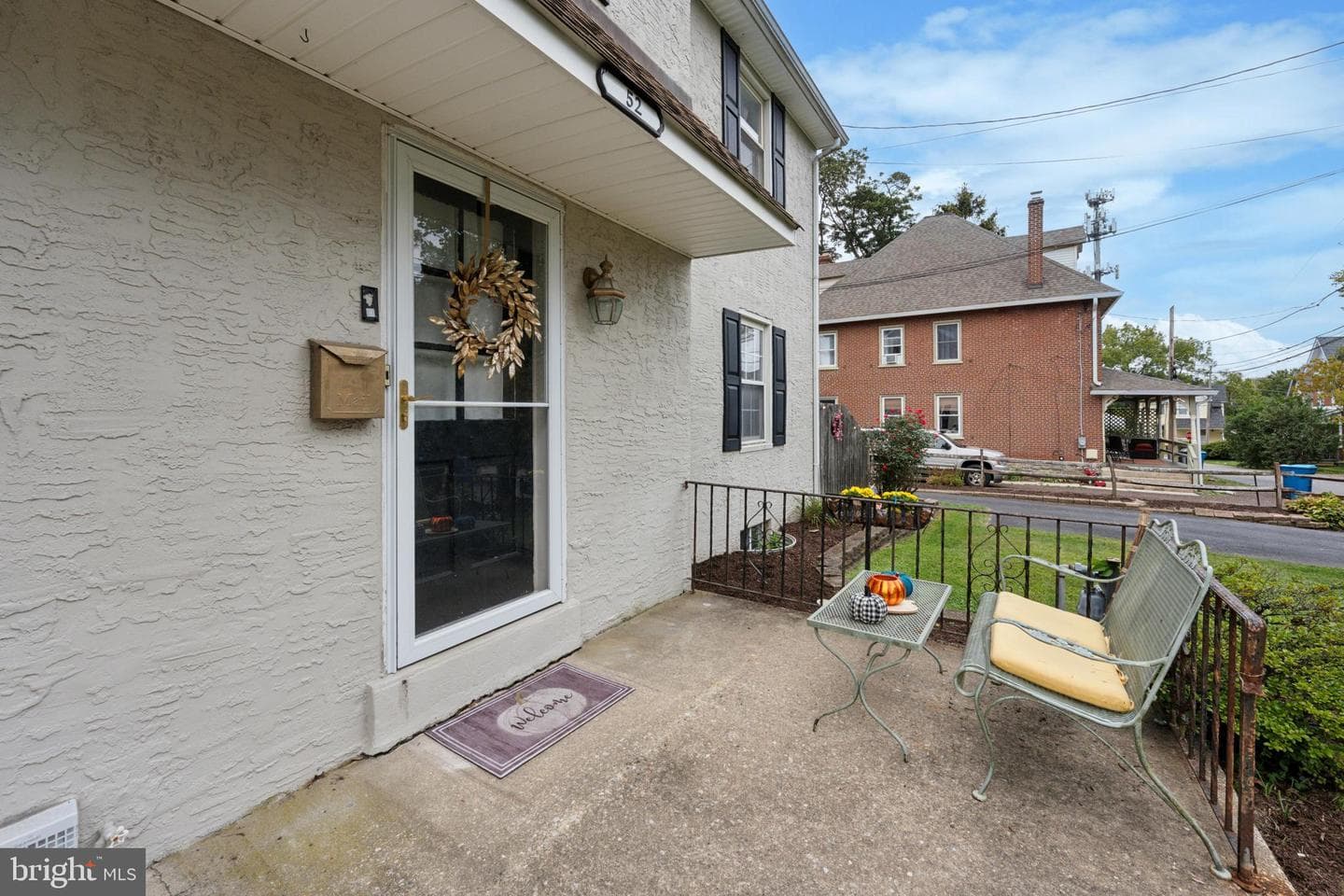 52 Aiken Avenue photo 2