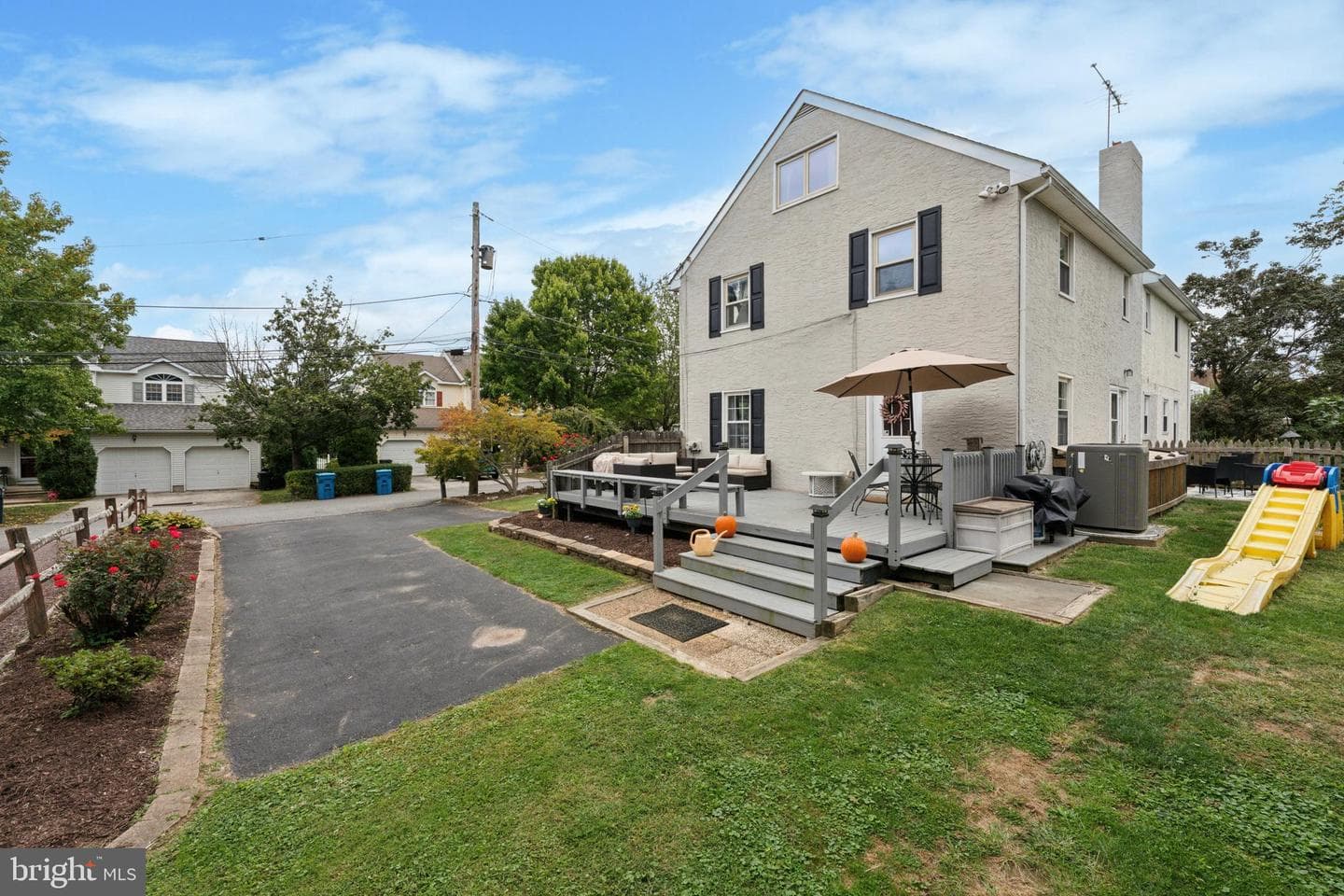52 Aiken Avenue photo 24