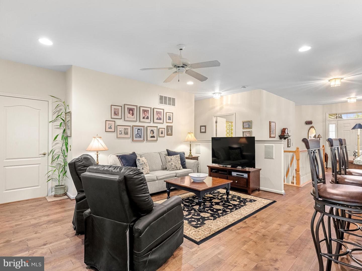 1467 Quaker Ridge #1467 photo 16