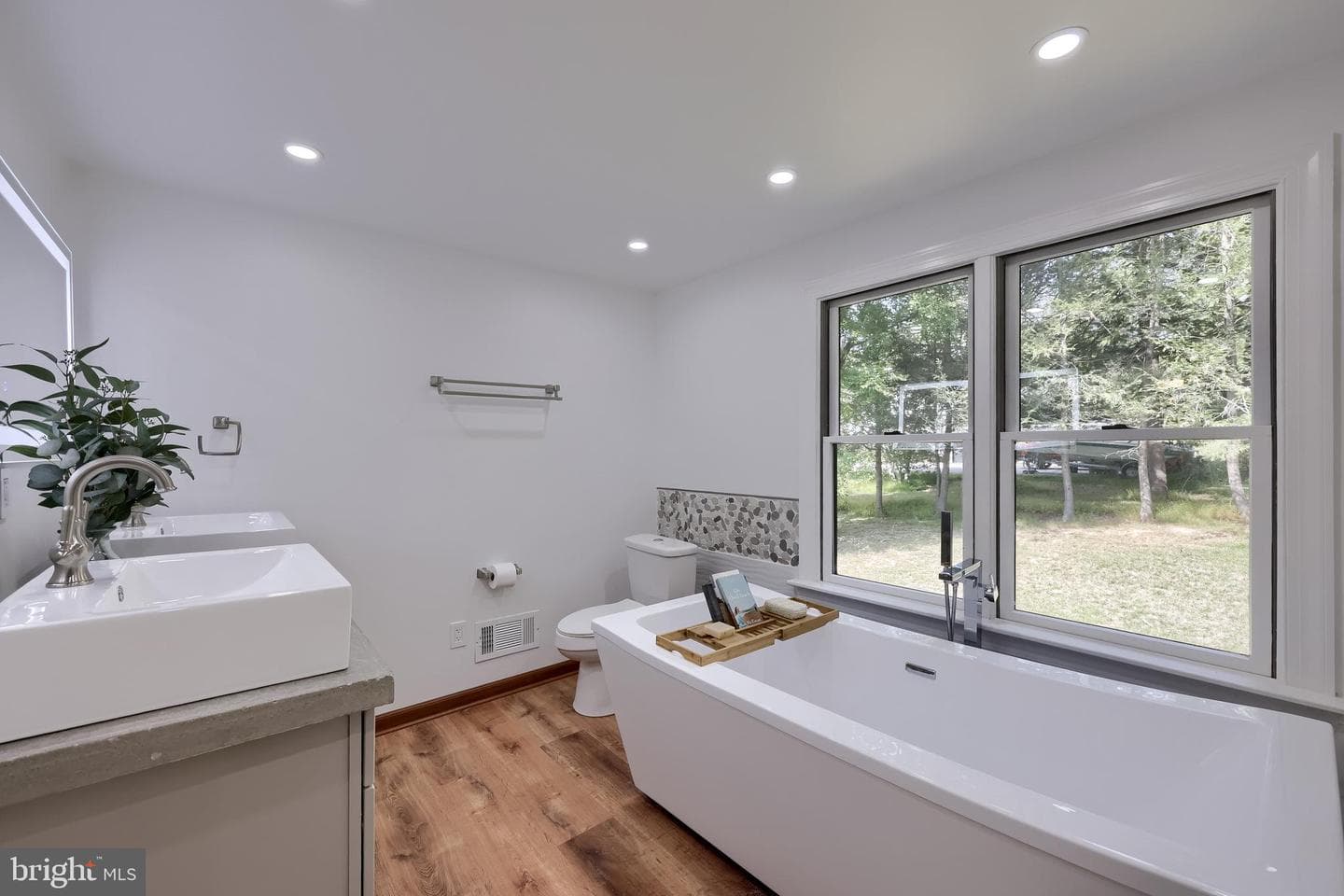 6 McCarthy Drive photo 41