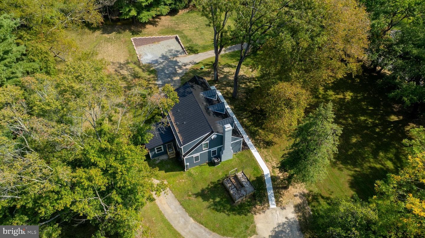 6 McCarthy Drive photo 9