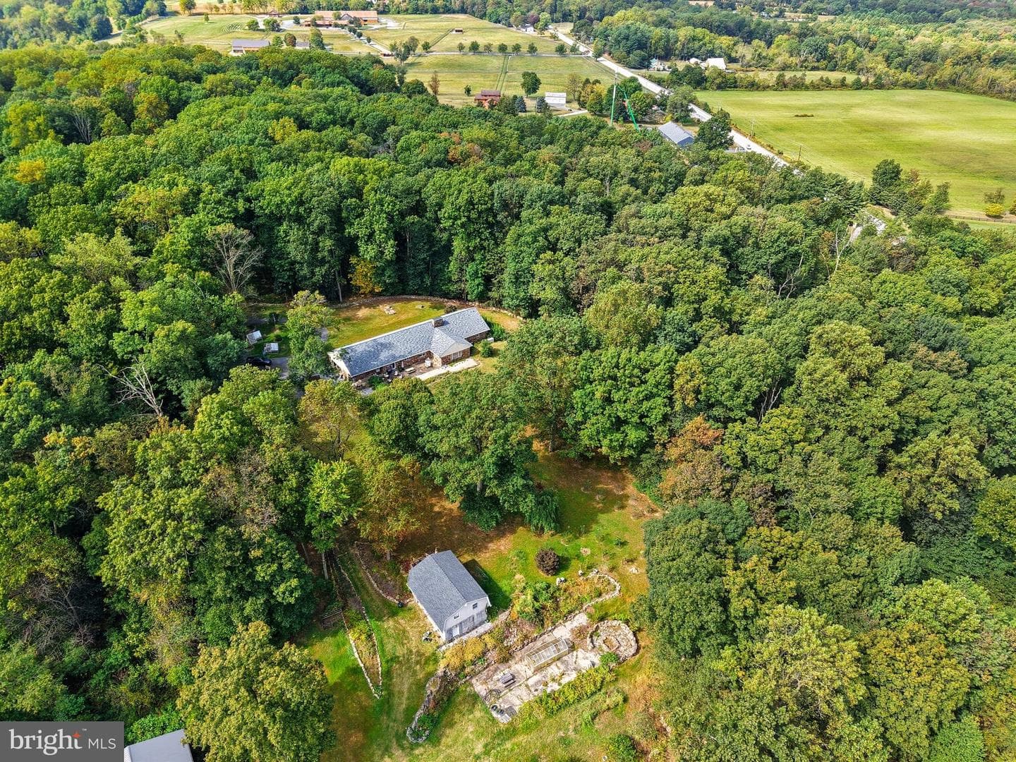 156 Grove Road photo 43