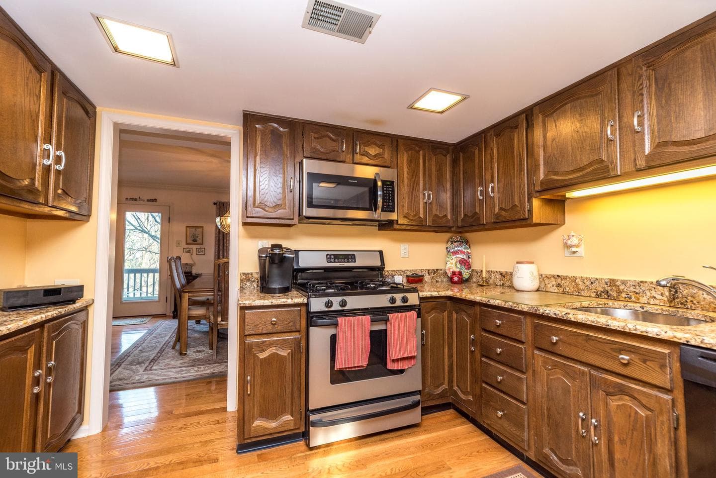 68 Amity Drive photo 5