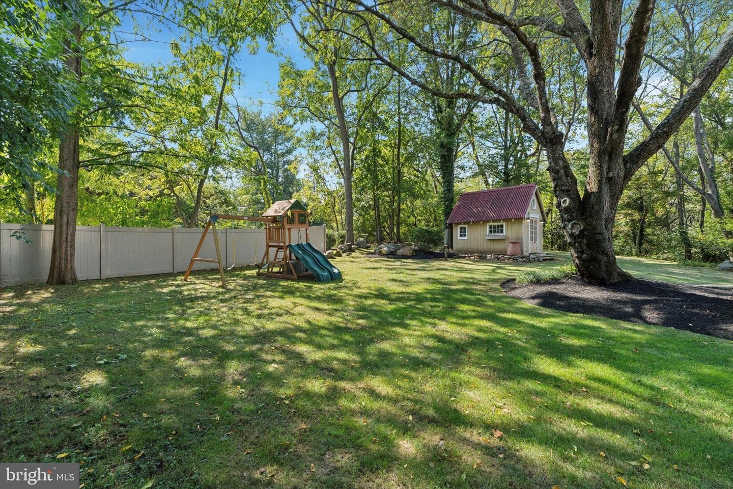 105 Dorothy Lane photo 37