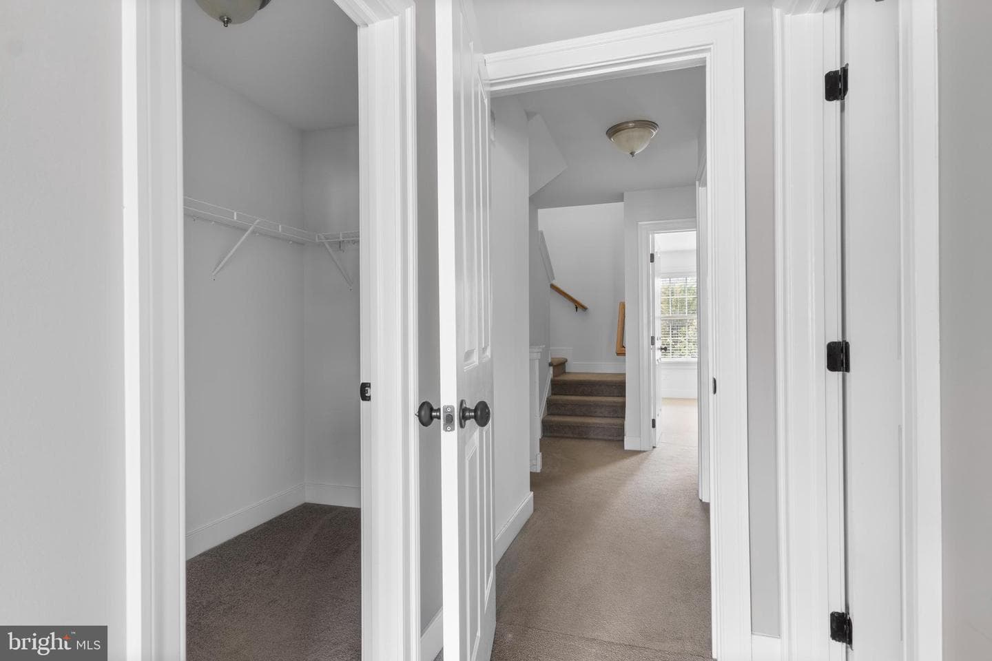 631 W Magnolia Court photo 37