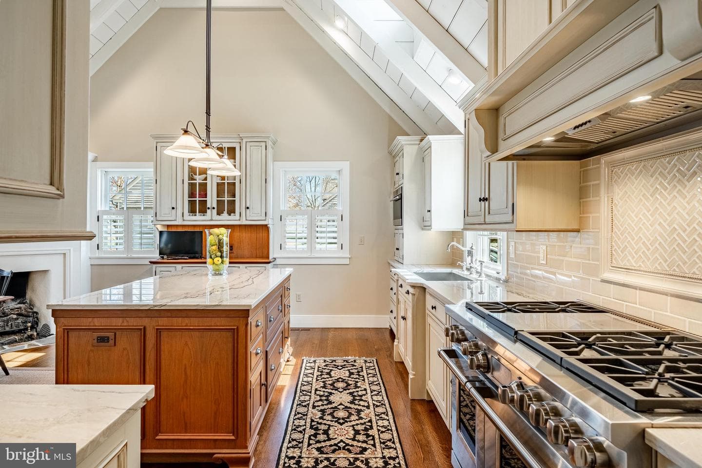 63 Brownstone Lane photo 21