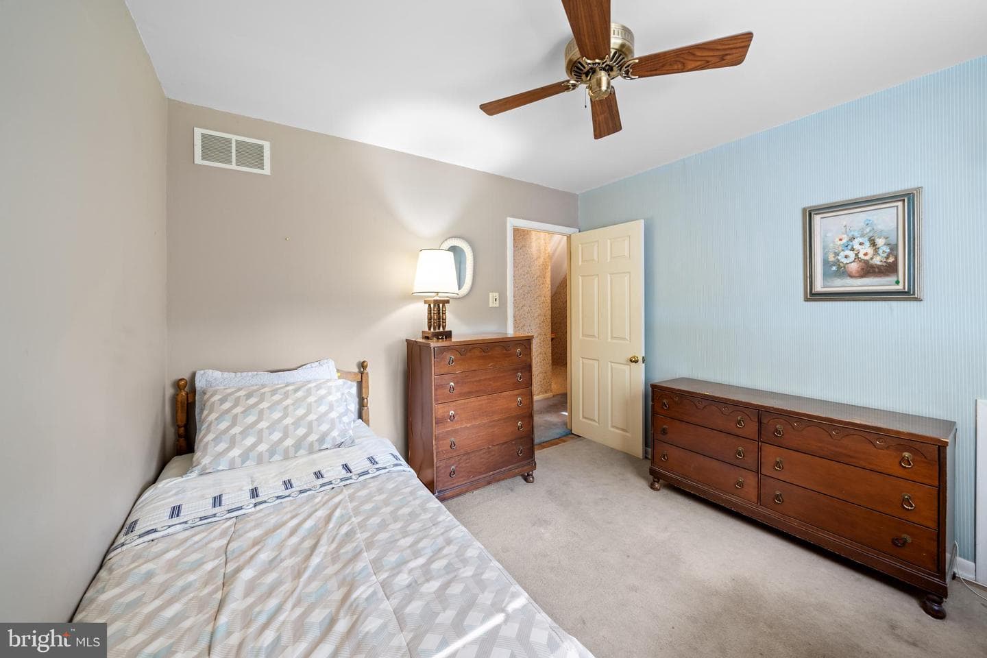 214 Louis Drive photo 29