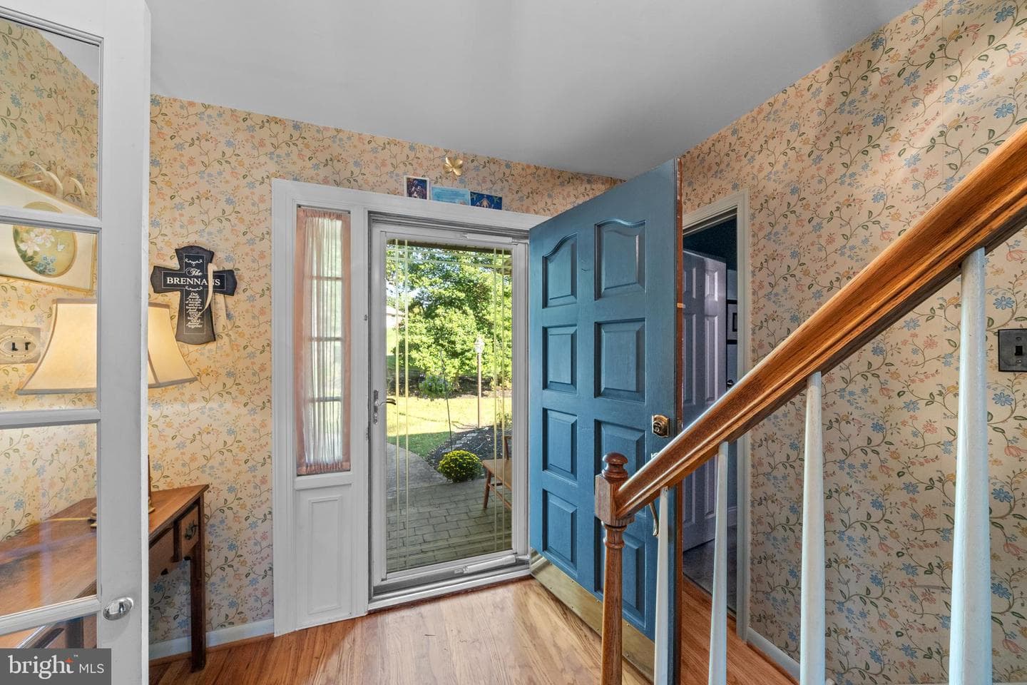 214 Louis Drive photo 3