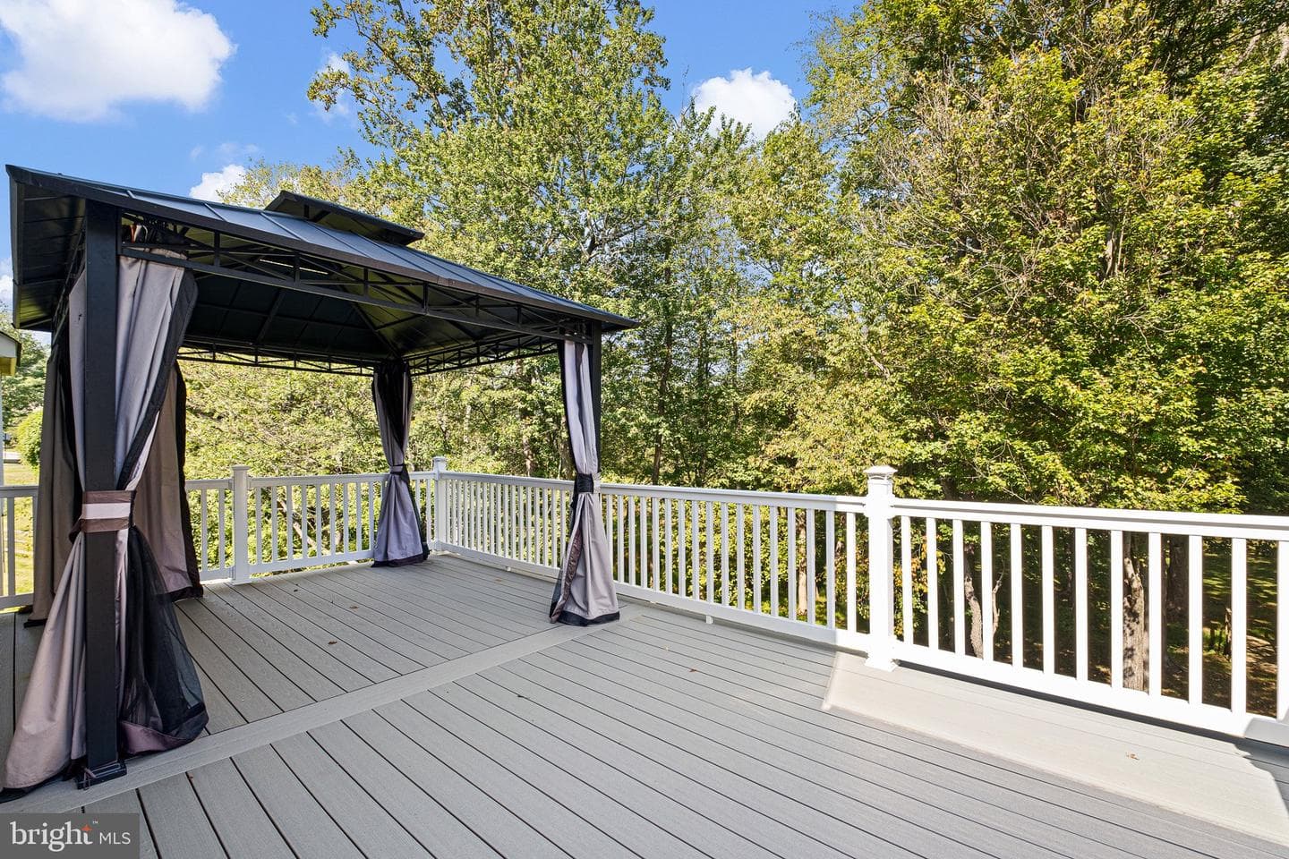 138 Sussex Road photo 41