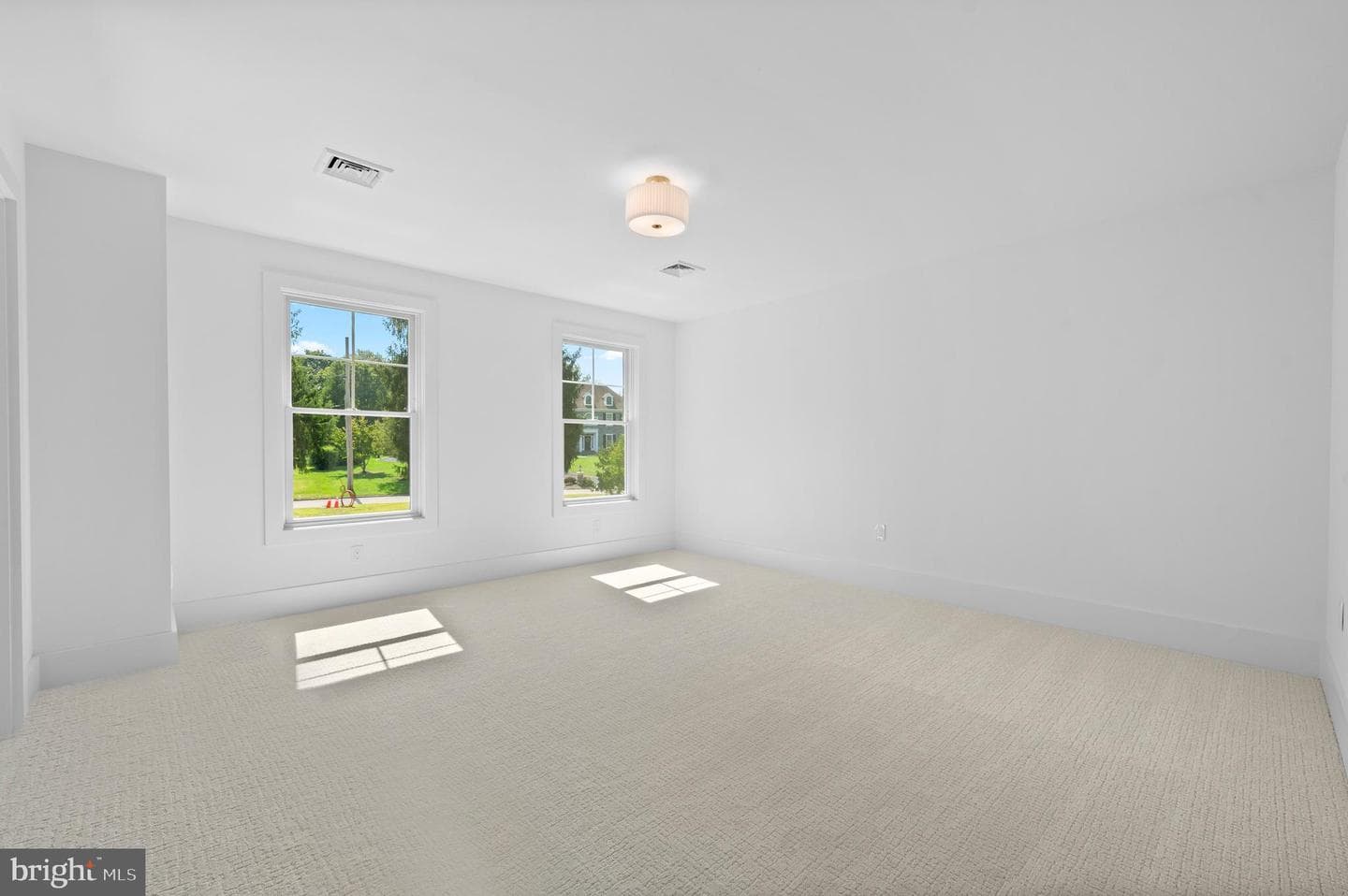 477 Black Swan Lane photo 37