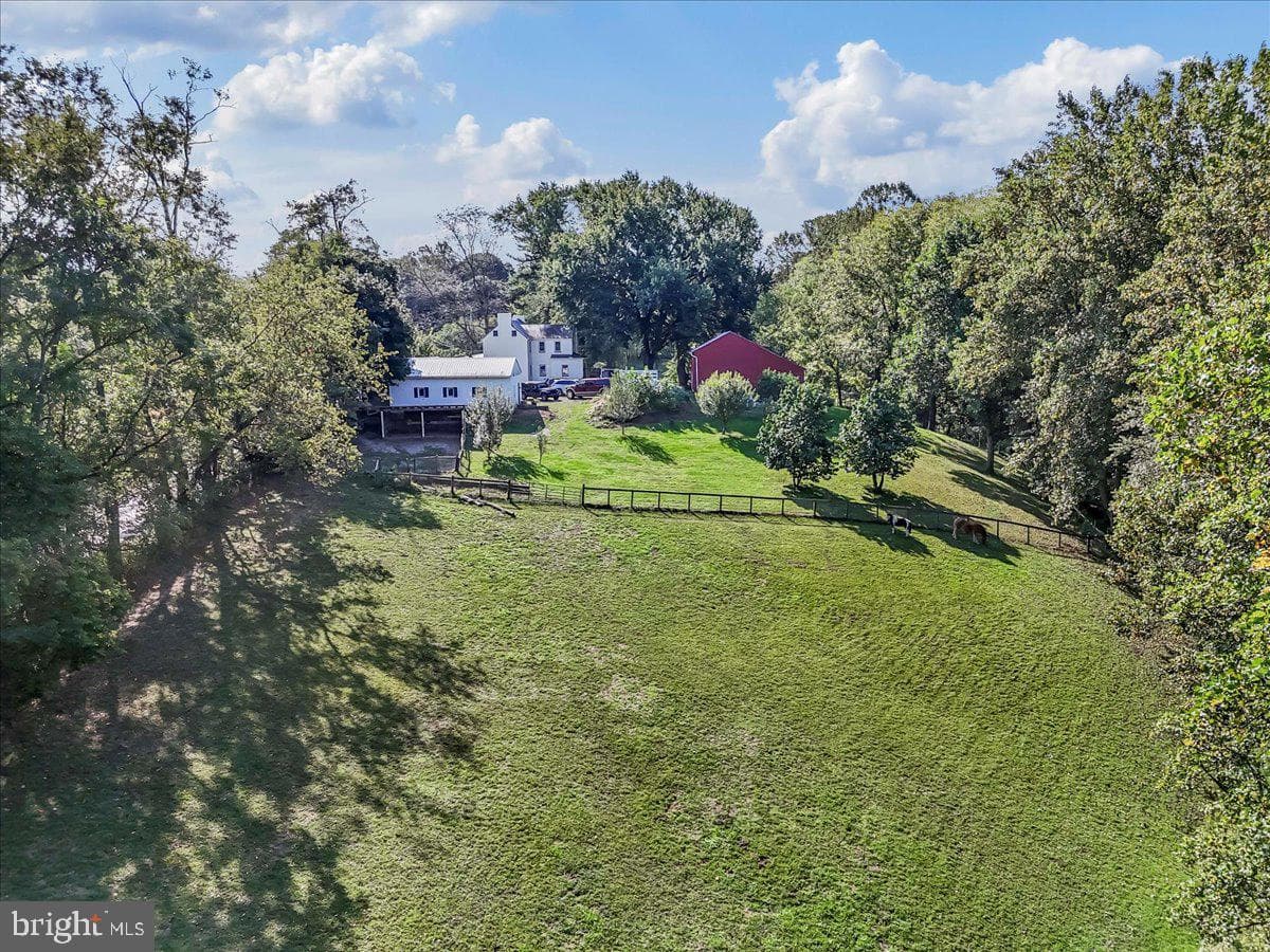 990 Chesterville Road photo 42