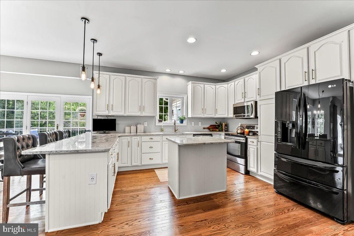 602 Kensington Drive photo 12