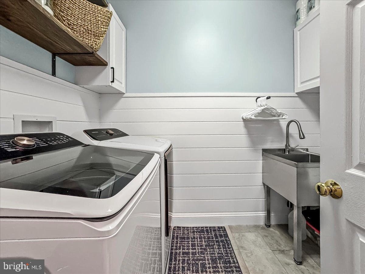 602 Kensington Drive photo 18