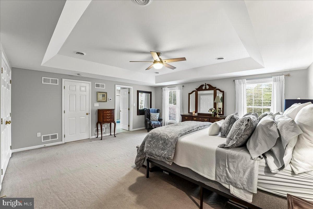 602 Kensington Drive photo 22