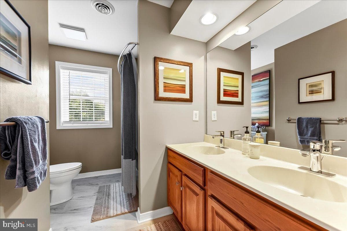 602 Kensington Drive photo 27