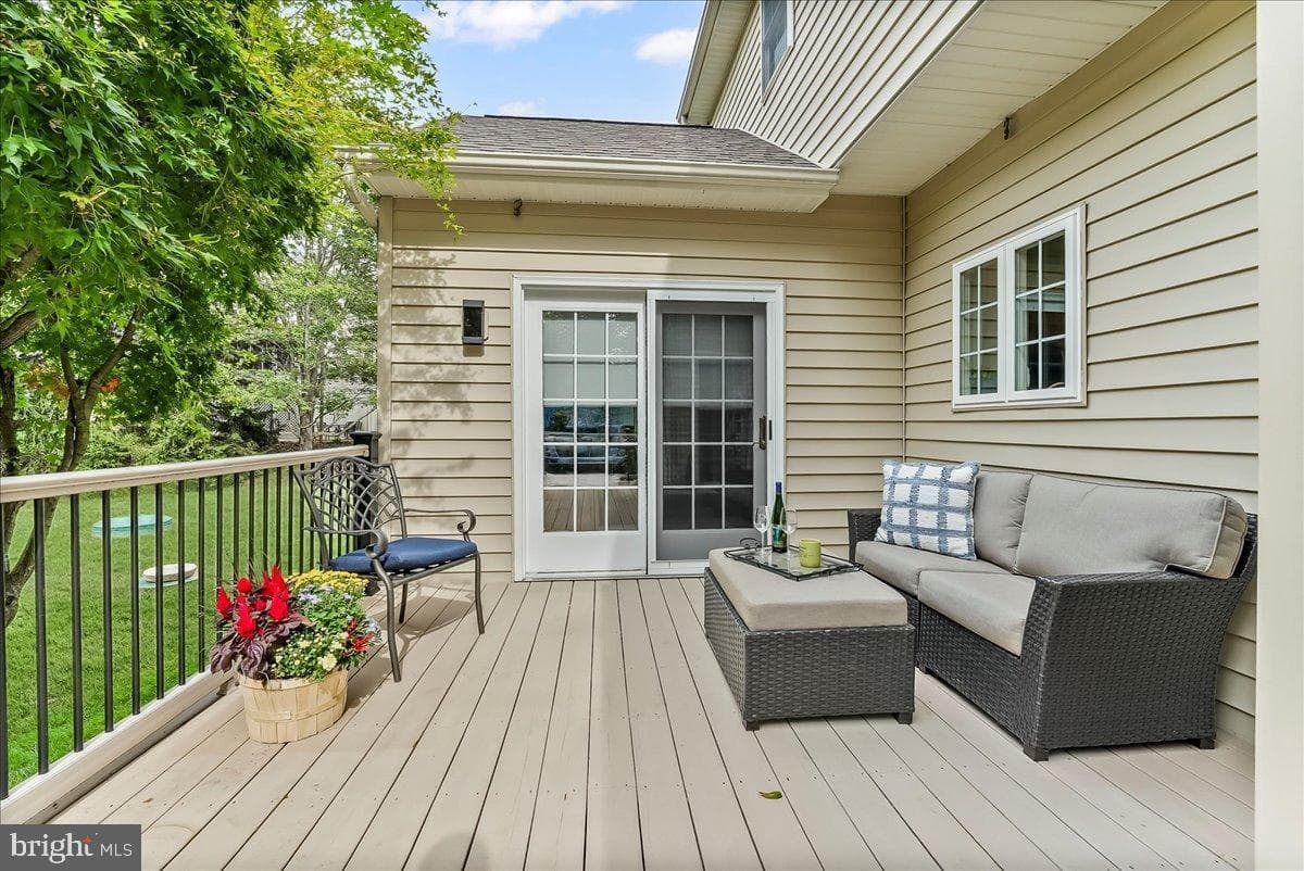 602 Kensington Drive photo 42
