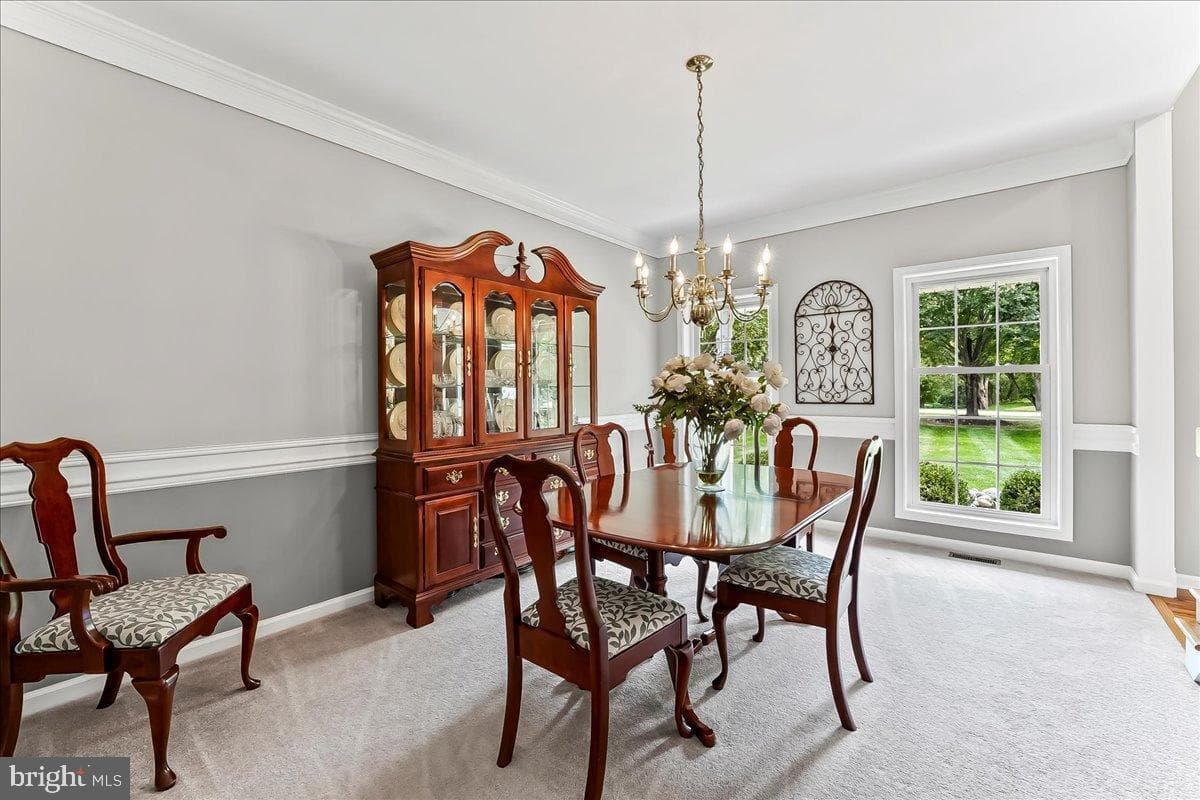 602 Kensington Drive photo 6