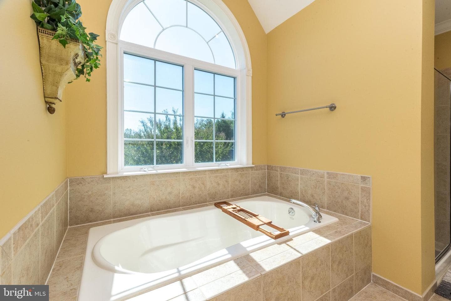 439 Fairmont Drive photo 32