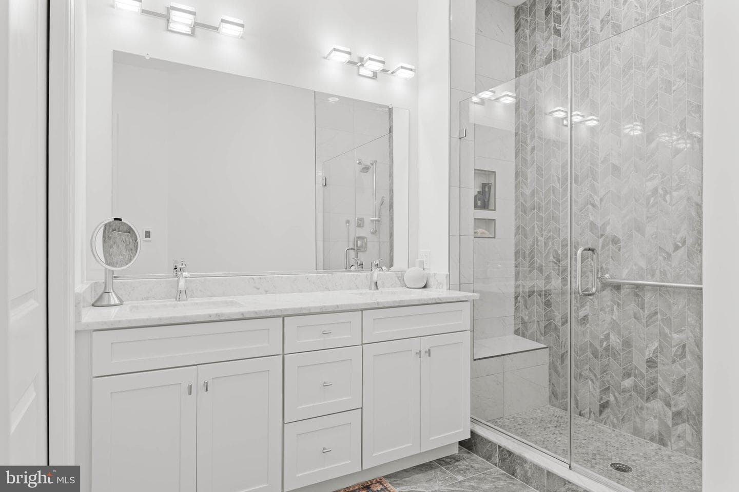 142 Preakness Way photo 23