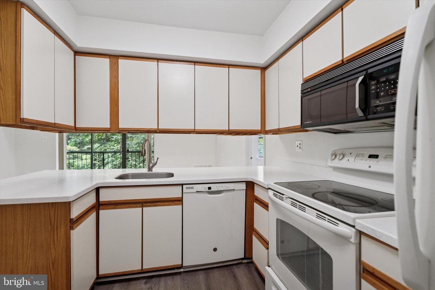722 Washington Place #22 photo 7
