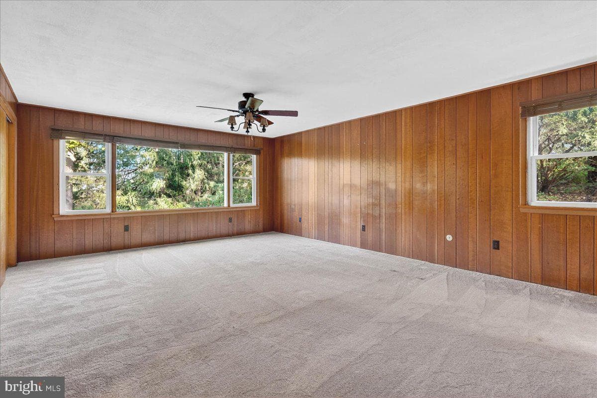 121 Midway Road photo 18