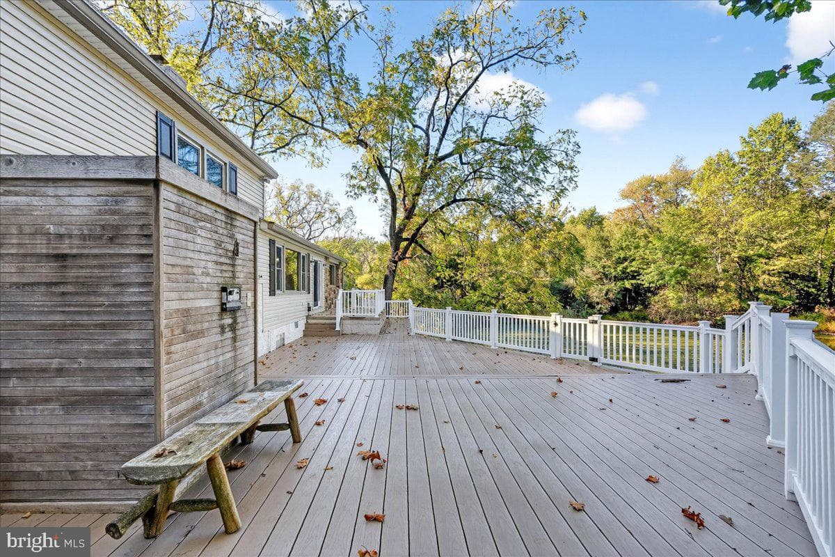 121 Midway Road photo 38