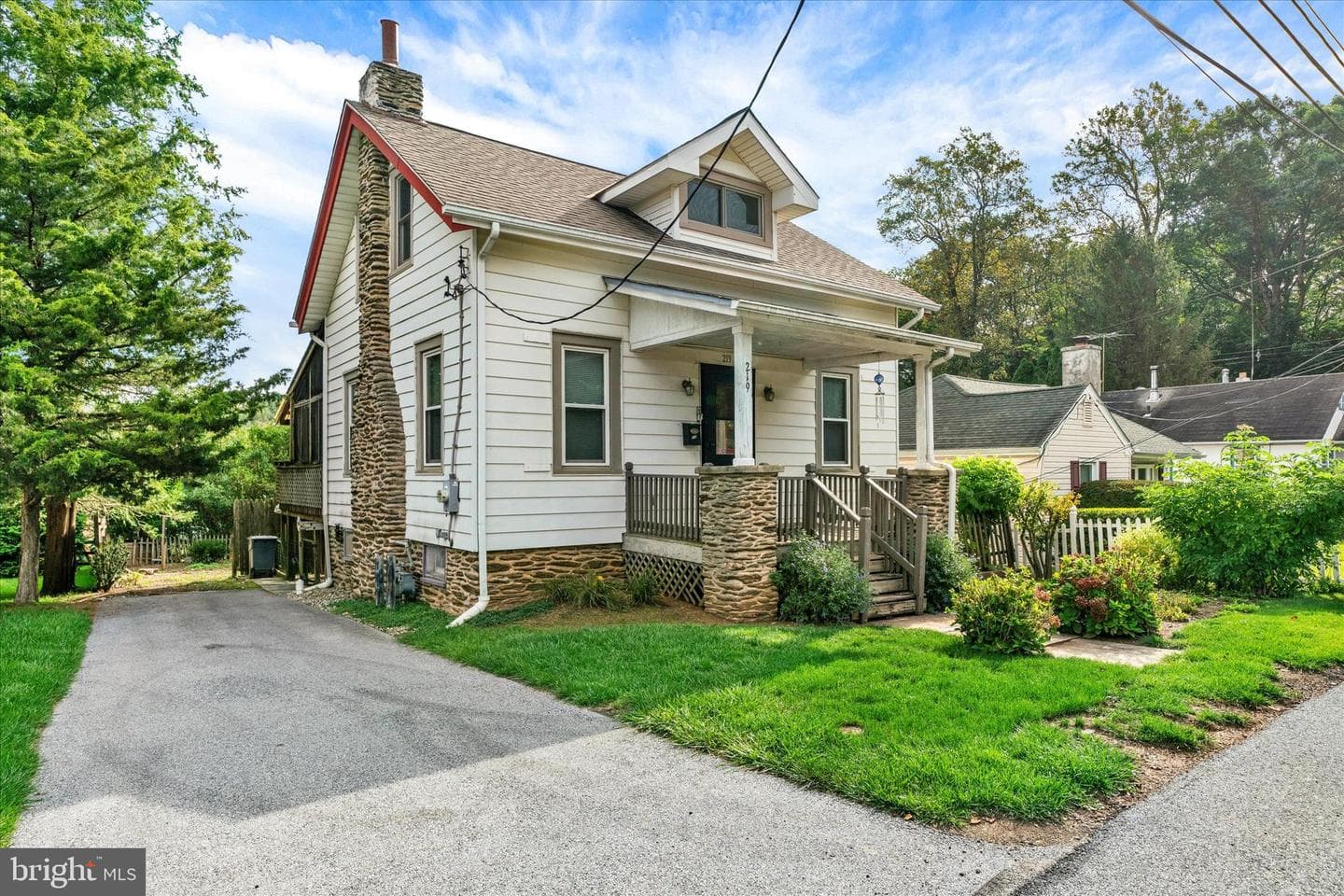 219 Green Street photo 4