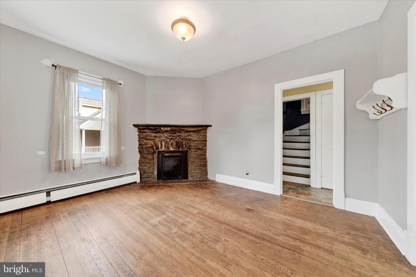 219 Green Street photo 5