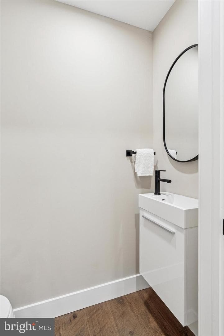 306 Greenhill Road photo 12
