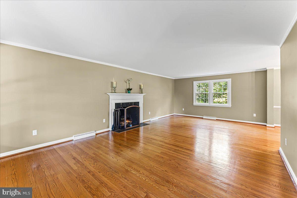 122 Round Hill Road photo 23