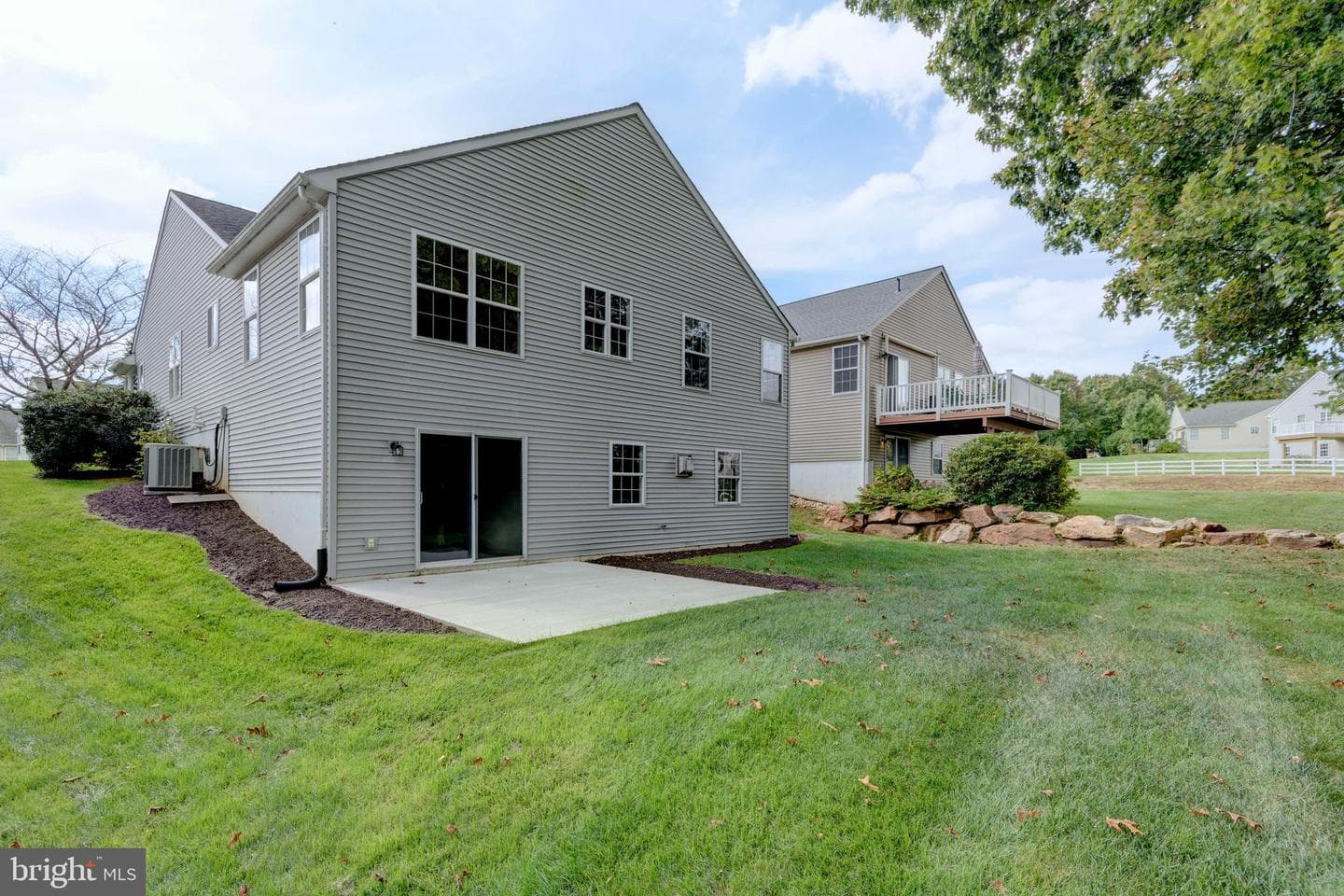 403 E Glenview Drive photo 24
