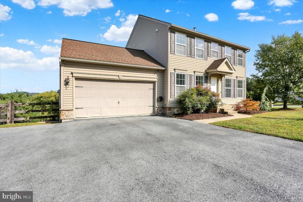 281 Merwood Drive photo 1