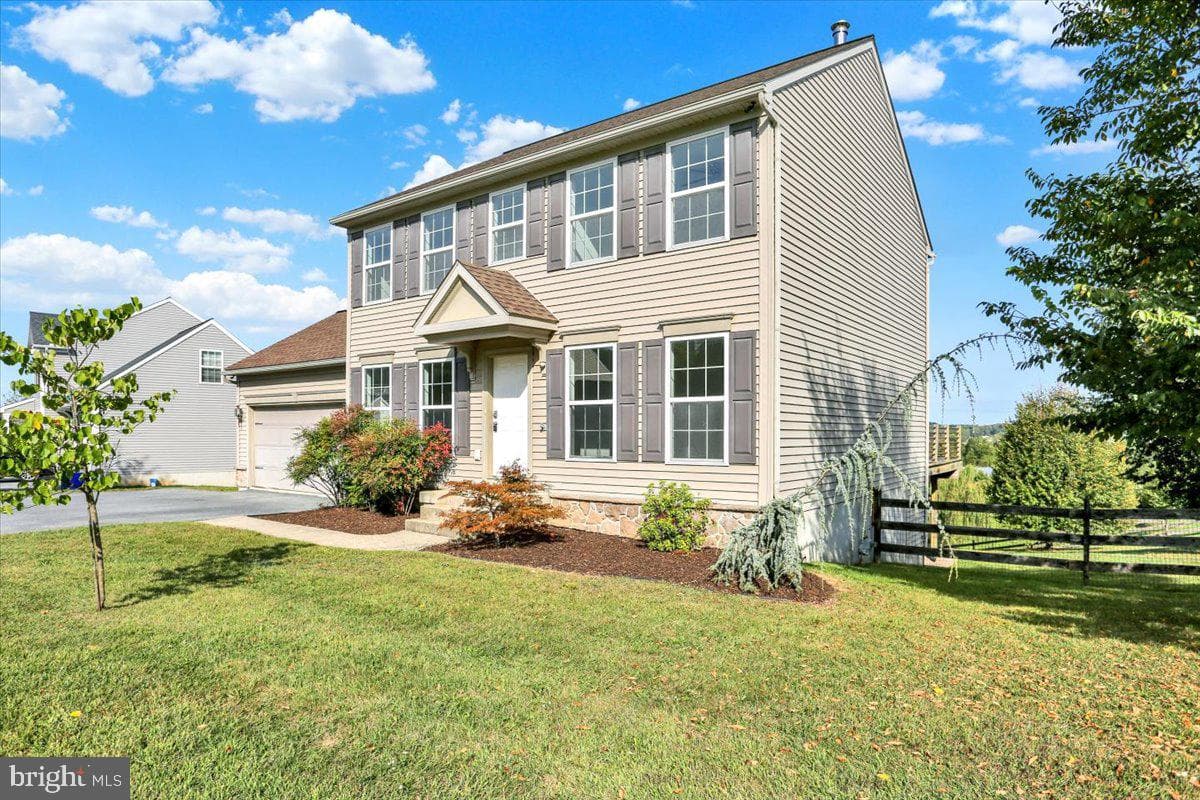281 Merwood Drive photo 4