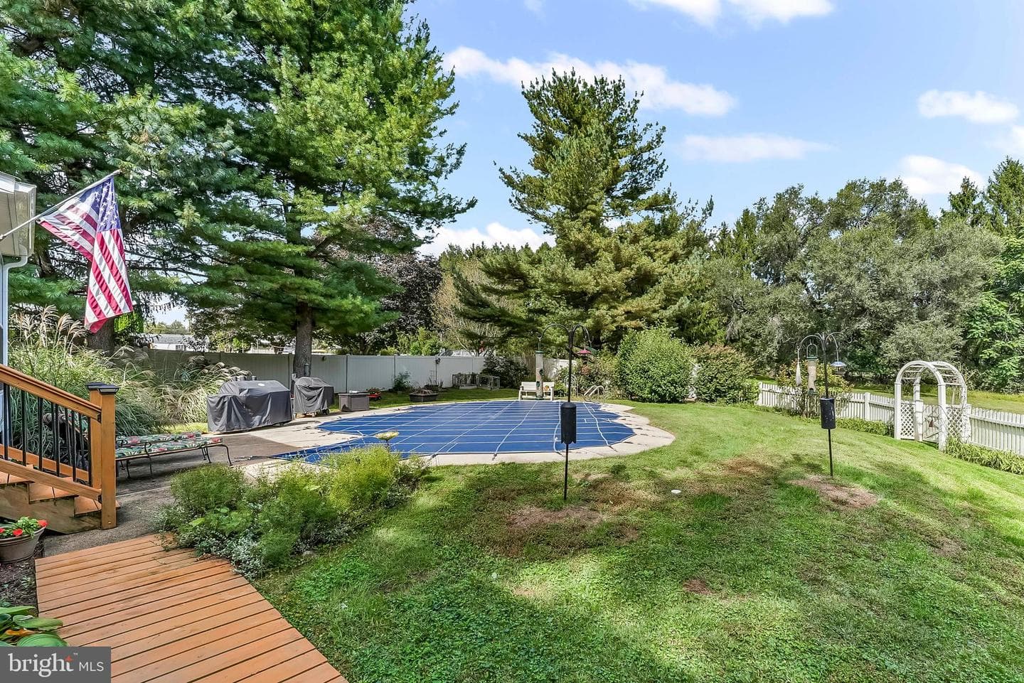 105 Helm Way photo 59